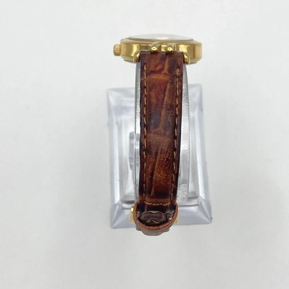 Vintage Timex Women's Watch 25mm Gold Tone Leather New Battery SMALL 7.5
